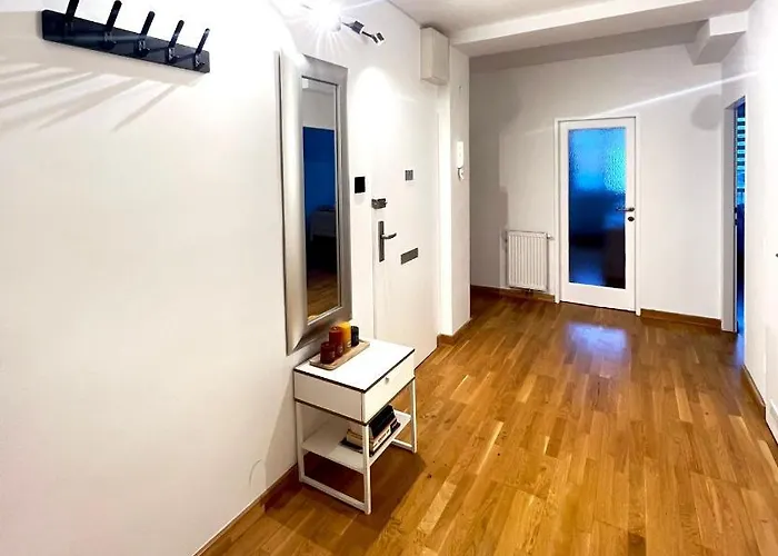Spacious With Terrace * Wien